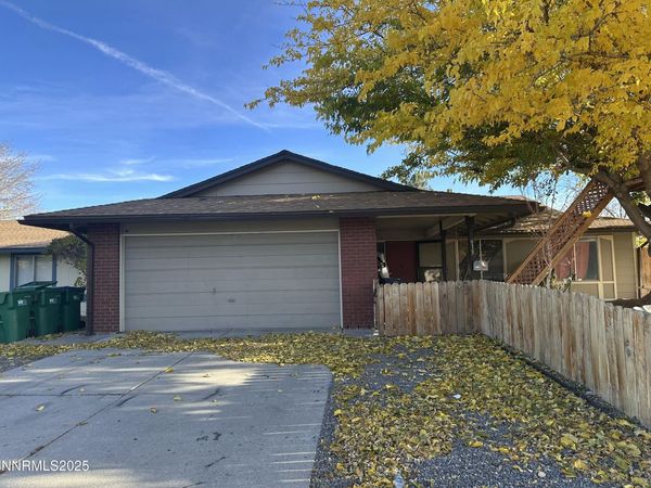 913 Glen Molly Drive, Sparks, NV 89434