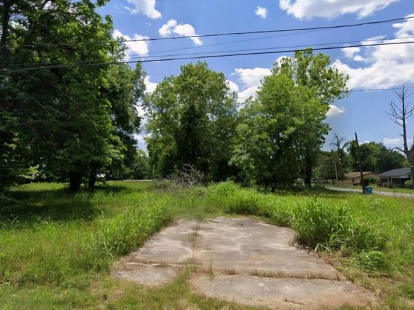 221 School Drive, Dermott, AR 71638