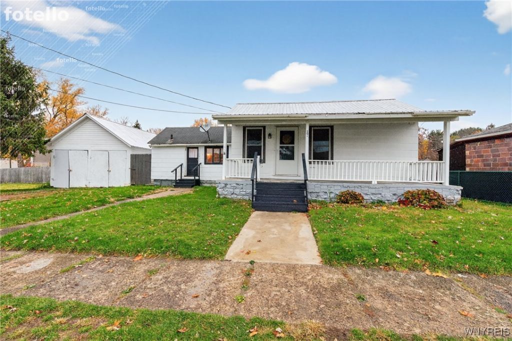 17 Bader Avenue, Gowanda, NY 14070 Main Photo