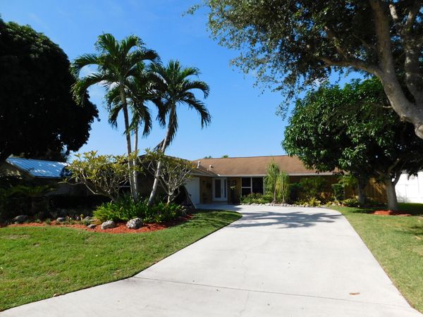 11943 Butternut Street, Palm Beach Gardens, FL 33410