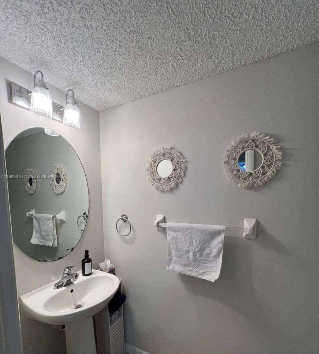 20301 W Country Club Dr, Unit 1221, Aventura, FL 33180 Photo