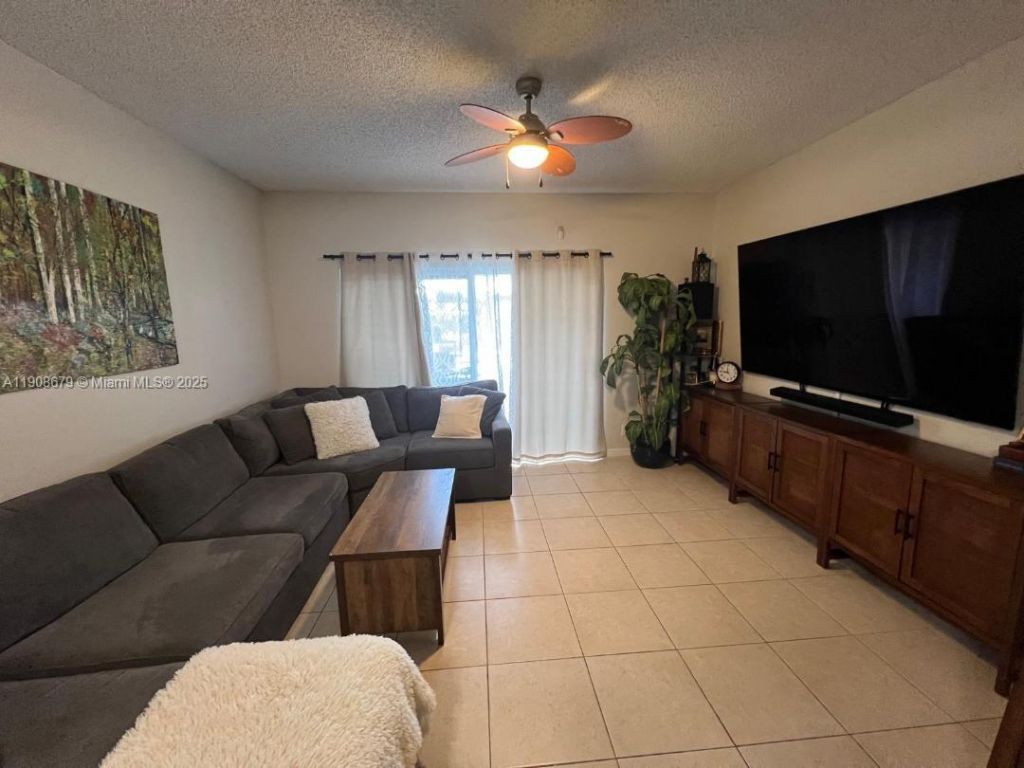 20301 W Country Club Dr, Unit 1221, Aventura, FL 33180 Photo