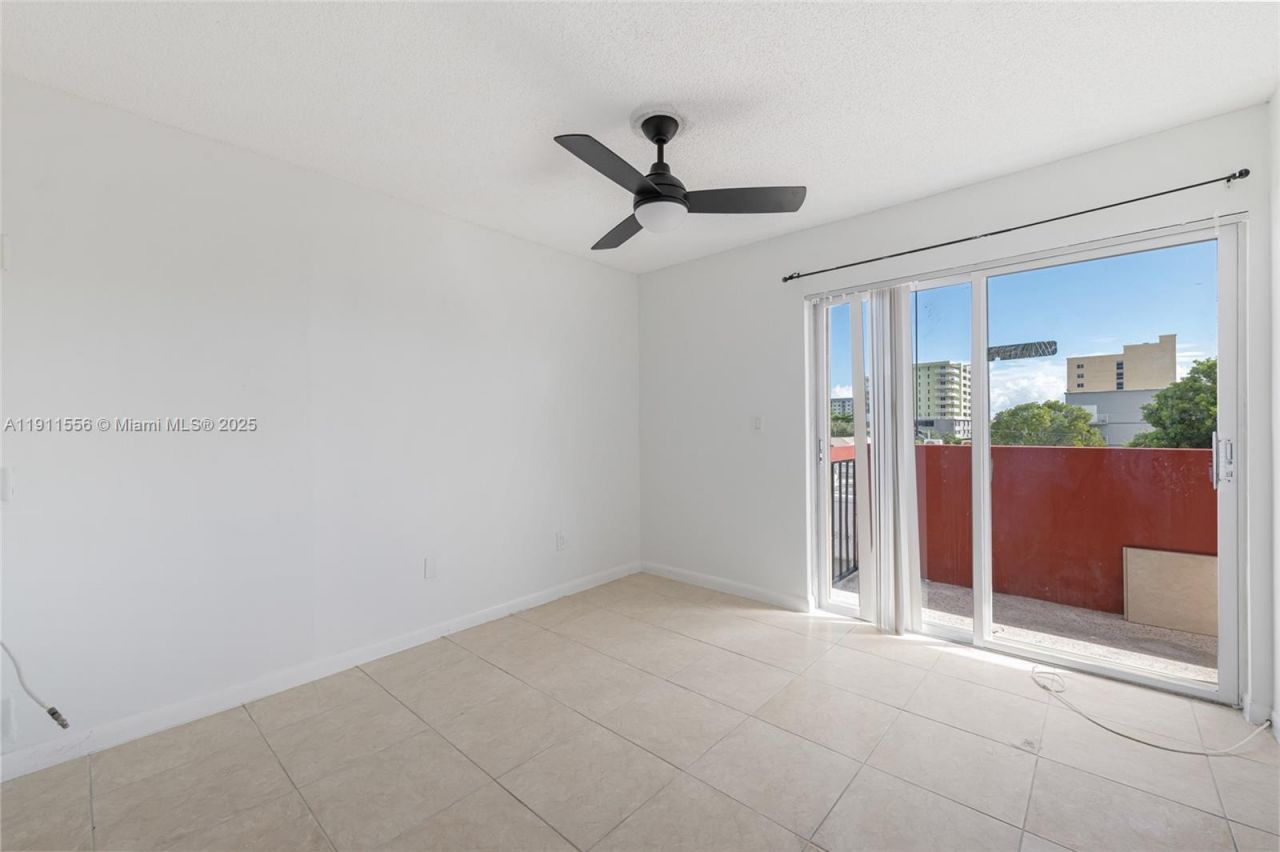 420 NW 12th Ave, Unit 41, Miami, FL 33128 Photo
