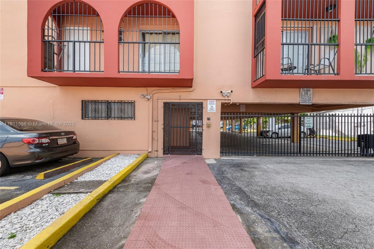 420 NW 12th Ave, Unit 41, Miami, FL 33128 Photo