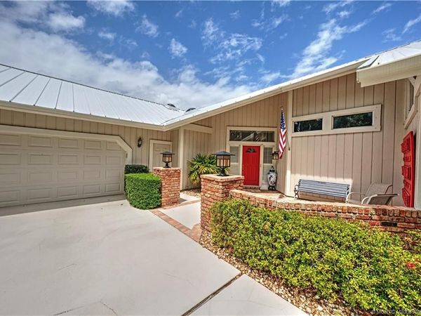 5903 SE Glen Eagle Way, Stuart, FL 34997