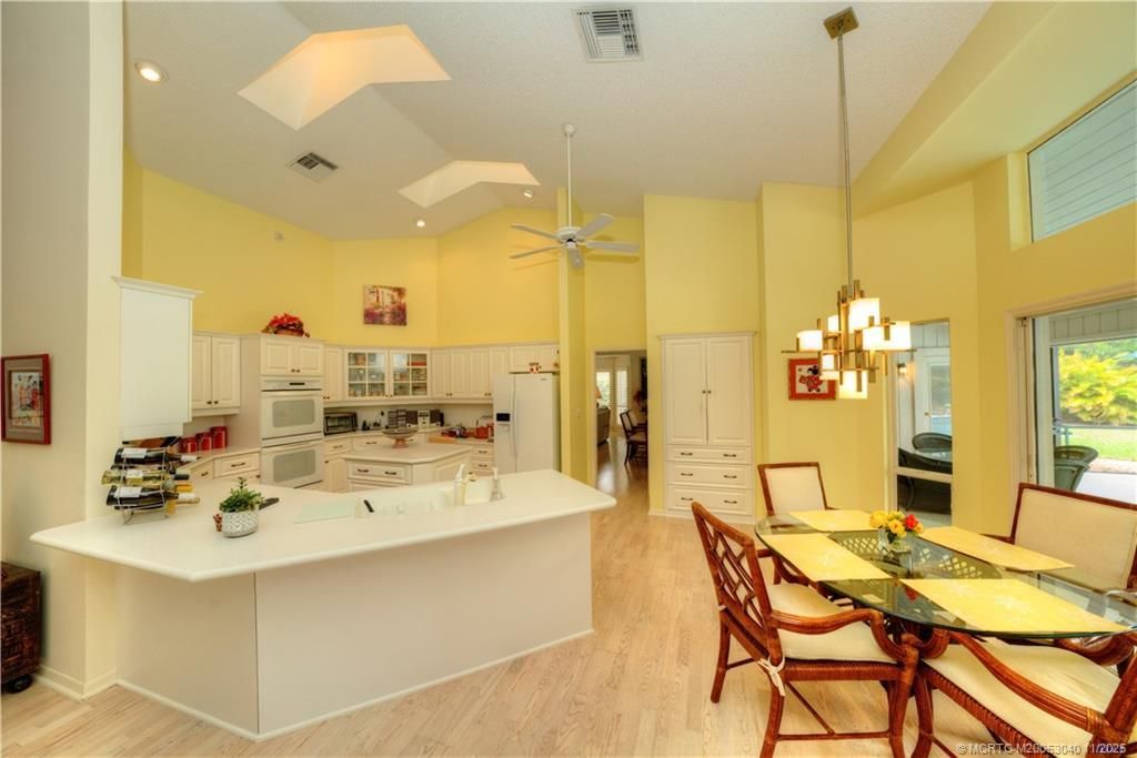 5903 SE Glen Eagle Way, Stuart, FL 34997 Photo