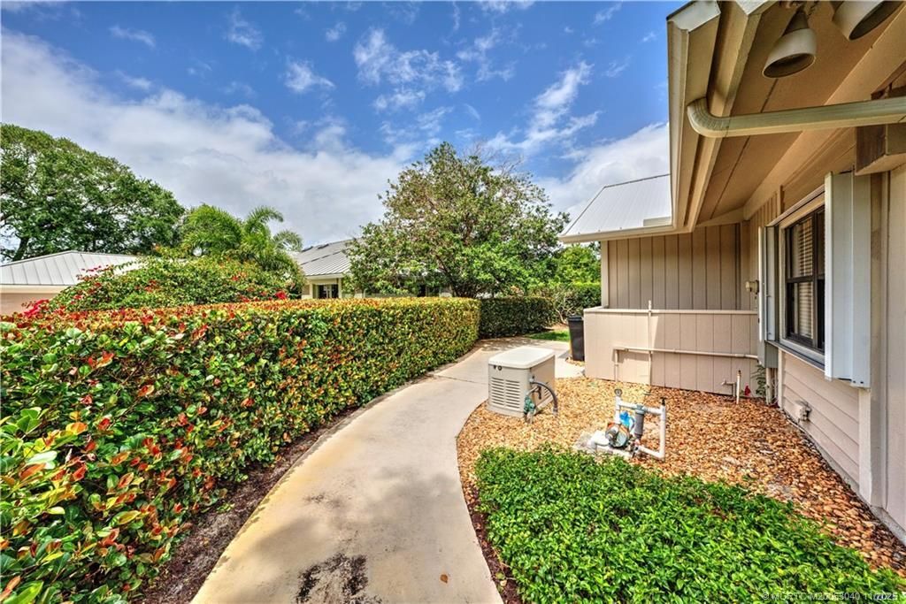 5903 SE Glen Eagle Way, Stuart, FL 34997 Photo