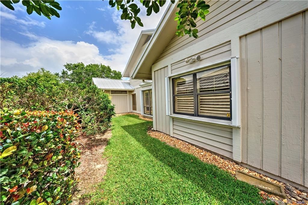 5903 SE Glen Eagle Way, Stuart, FL 34997 Photo