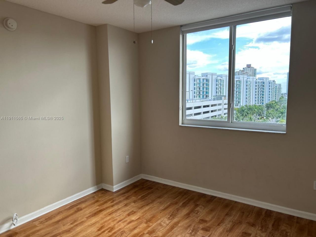 18800 NE 29th Ave, Unit 913, Aventura, FL 33180 Photo