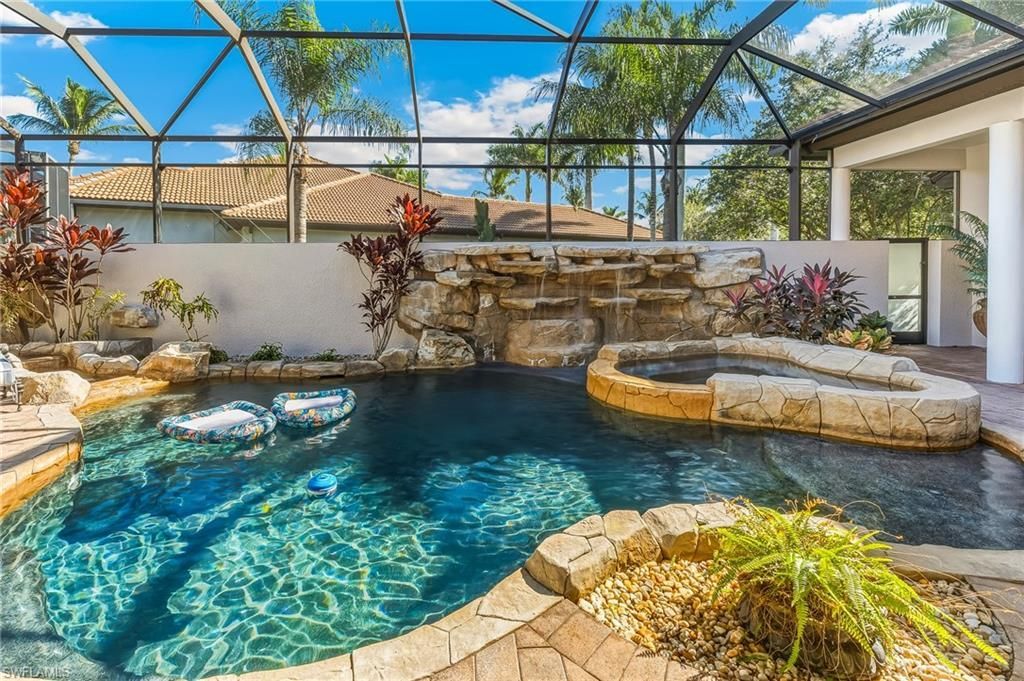 7749 Classics Dr, Naples, FL 34113 Photo