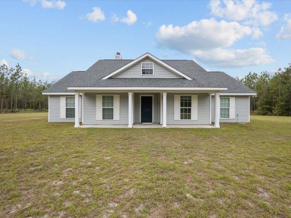 2542 SE Olustee Drive, Lee, FL 32059