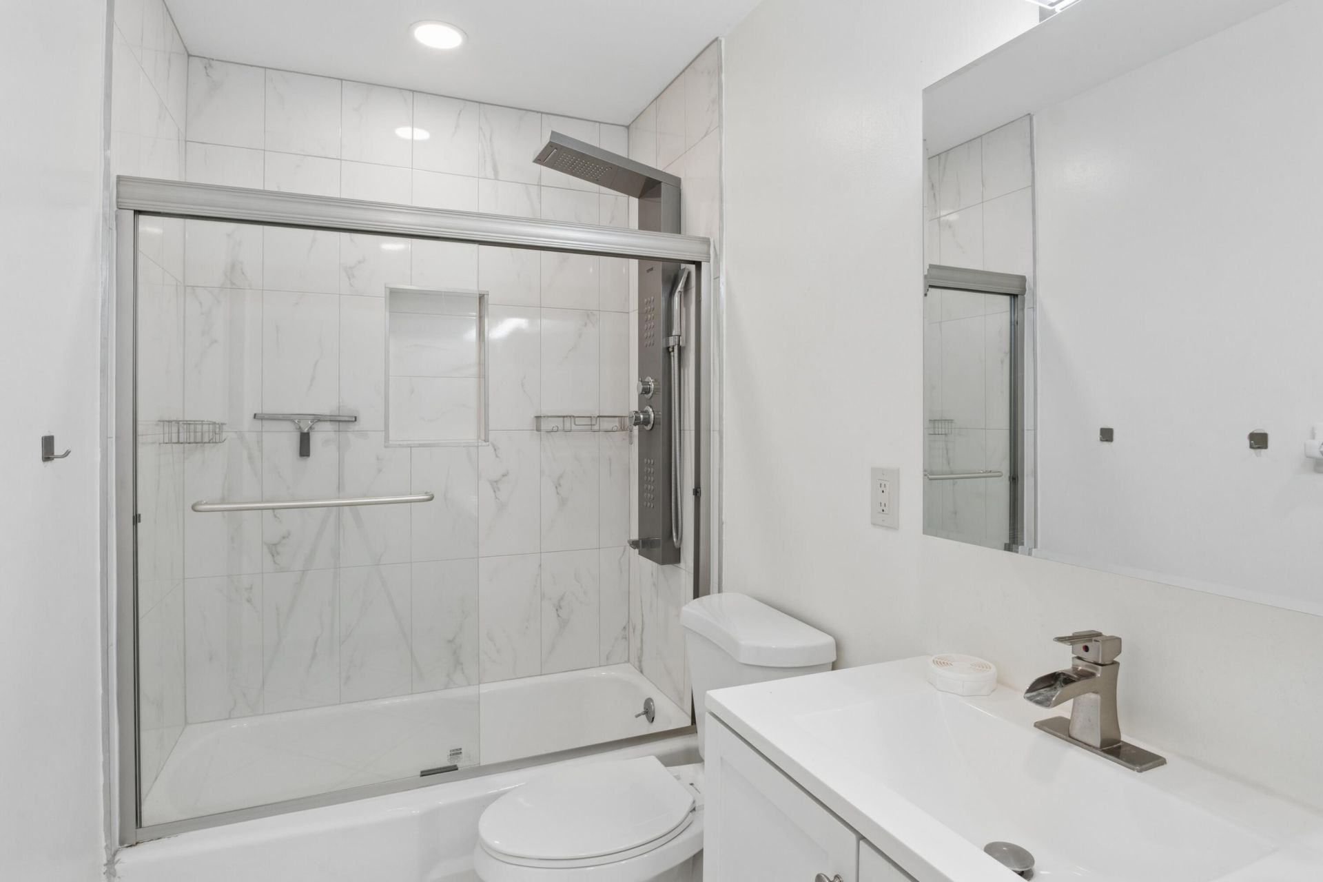 2790 E Ashley Drive E, Unit E, West Palm Beach, FL 33415 Photo