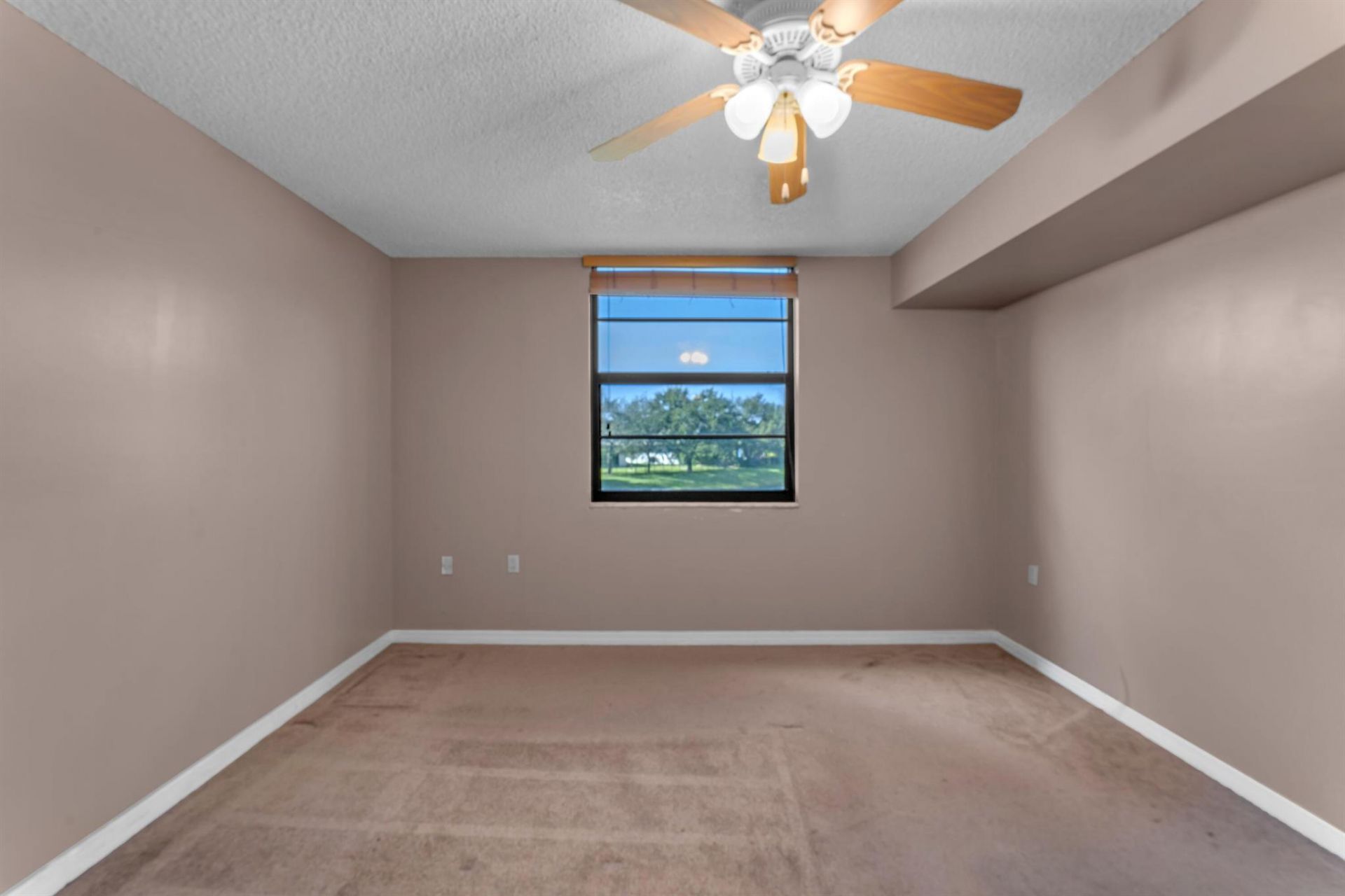 3540 Whitehall Drive, Unit 203, West Palm Beach, FL 33401 Photo