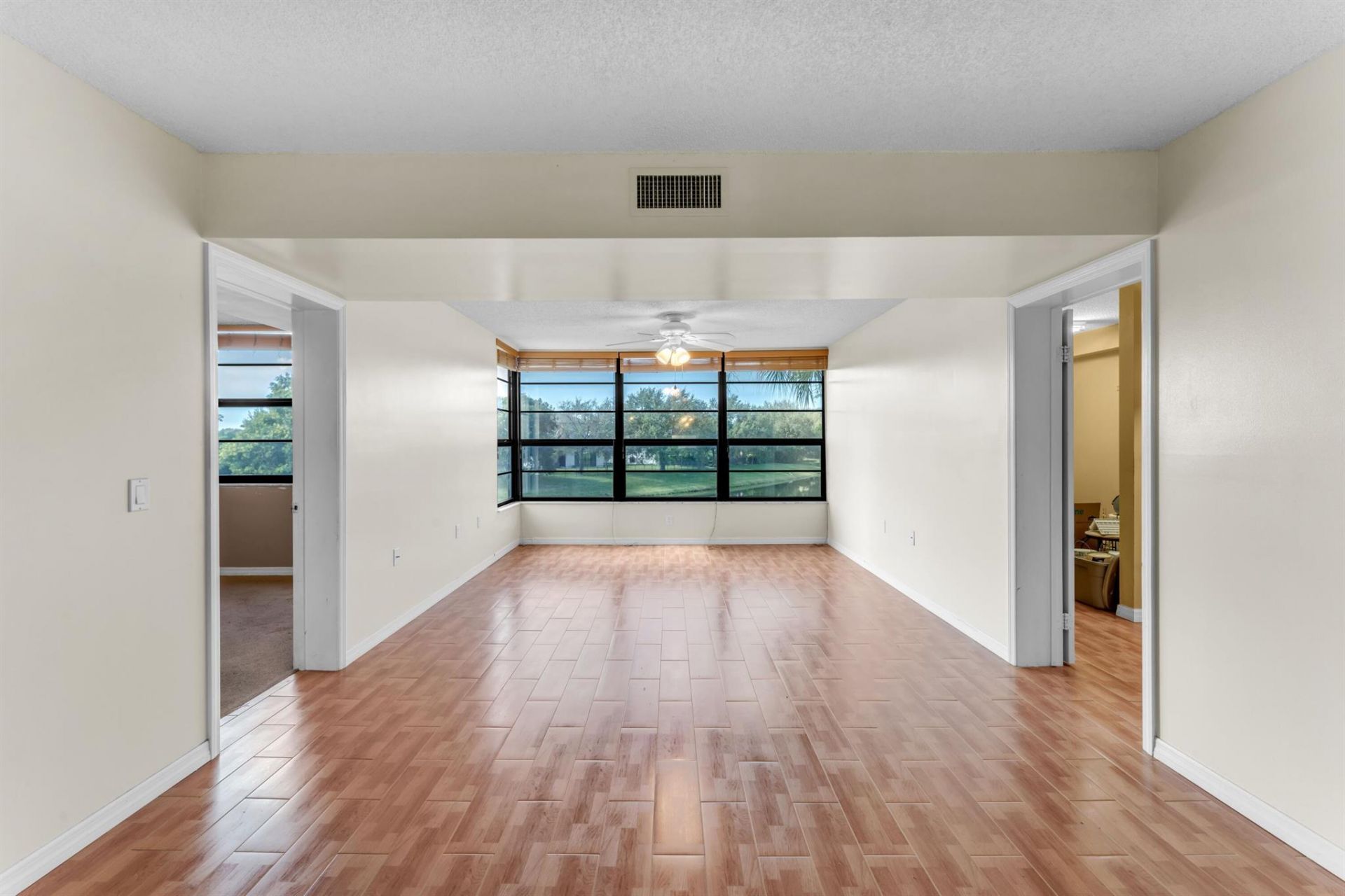 3540 Whitehall Drive, Unit 203, West Palm Beach, FL 33401 Photo
