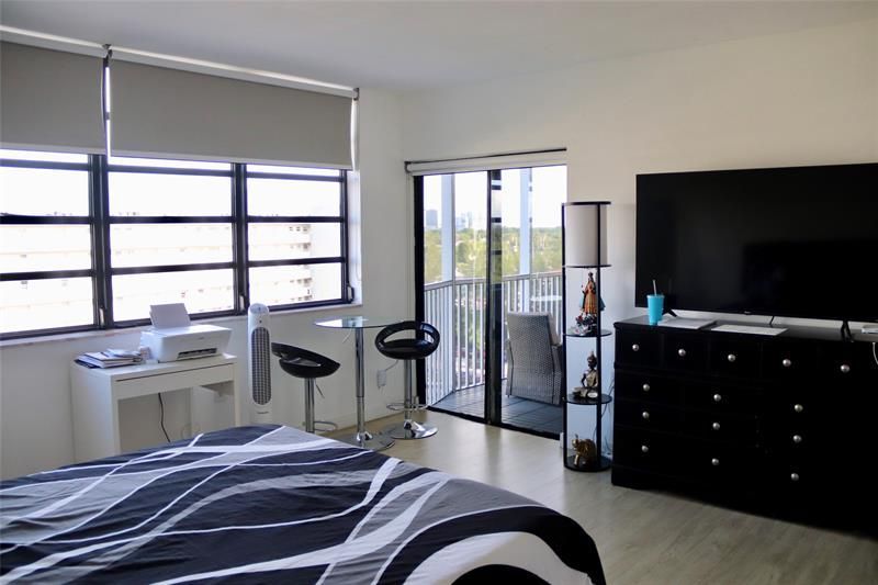 1770 NE 191st Street, Unit 816, Miami, FL 33179 Photo