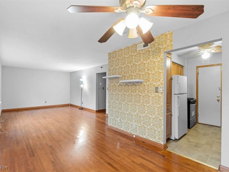 2401 Euclid Heights Boulevard, Unit A2, Cleveland, OH 44106 Photo 11