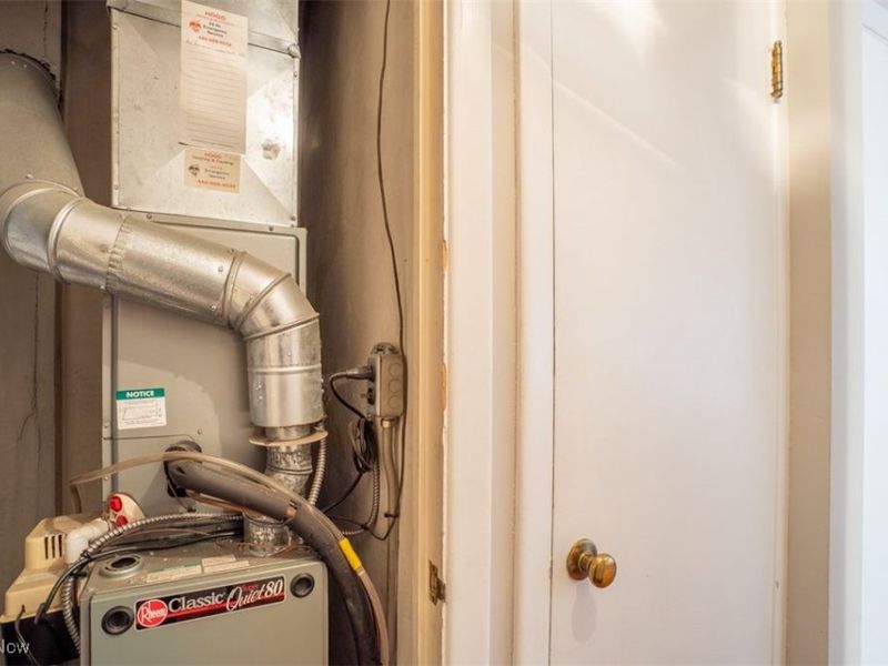 2401 Euclid Heights Boulevard, Unit A2, Cleveland, OH 44106 Photo 28