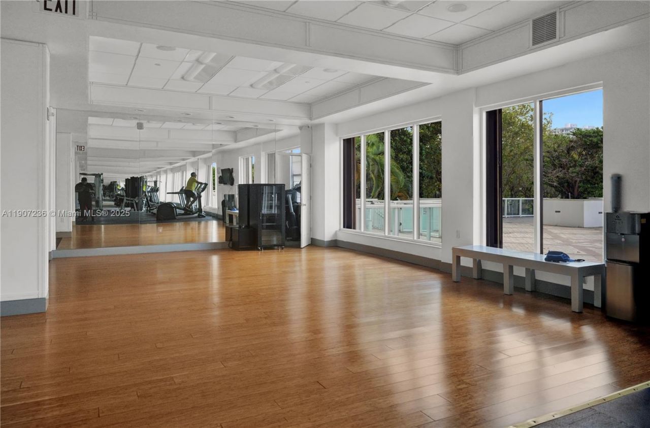 2851 NE 183rd St, Unit 504E, Aventura, FL 33160 Photo