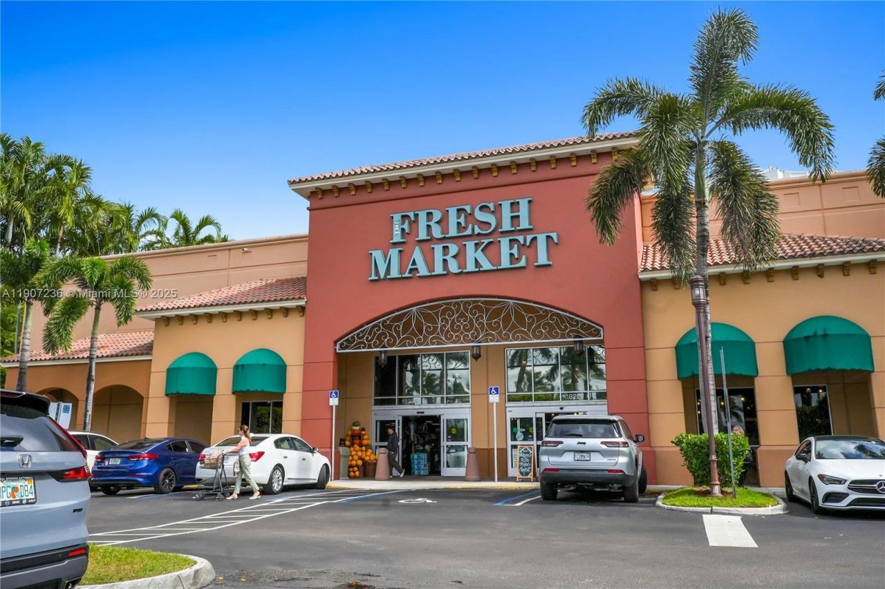 2851 NE 183rd St, Unit 504E, Aventura, FL 33160 Photo