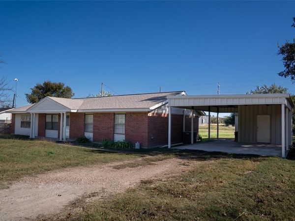 156 Wayman Drive, Whitney, TX 76692