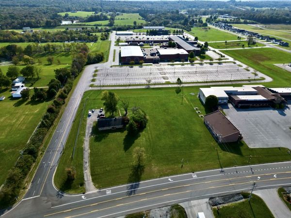 2568 Genesis Rd, Crossville, TN 38571