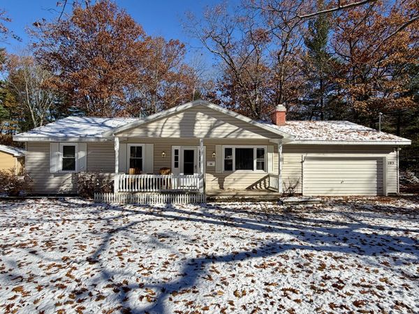 105 Northern Oaks Drive, Houghton Lake, MI 48629