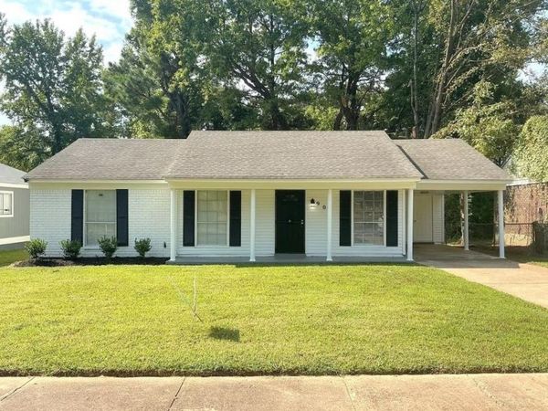 901 CHESTERTON DR, Memphis, TN 38127