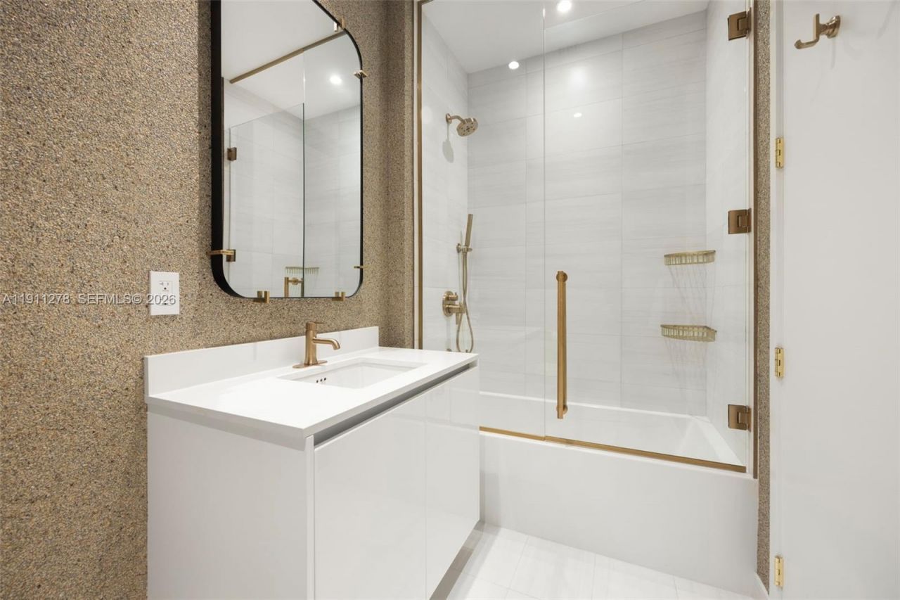 2655 S Bayshore Dr, Unit 1412, Miami, FL 33133 Photo