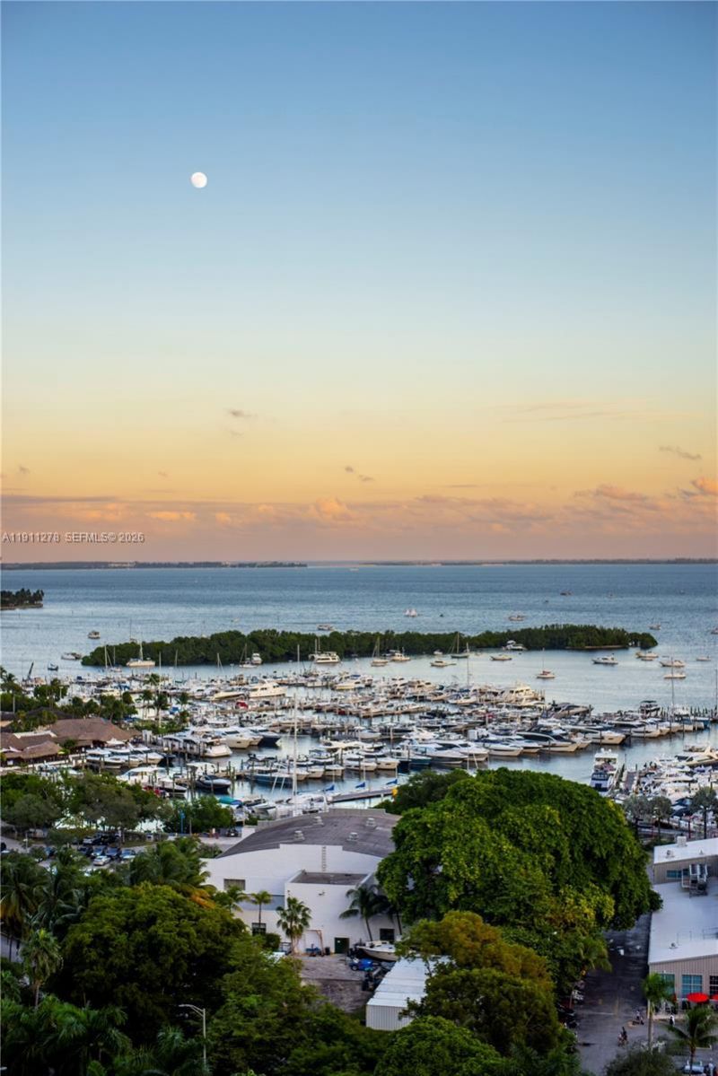 2655 S Bayshore Dr, Unit 1412, Miami, FL 33133 Photo