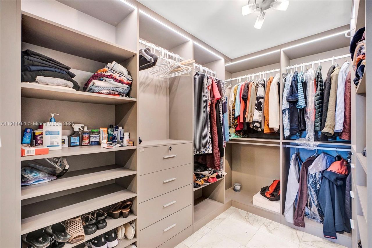 19111 Collins Ave, Unit 1602, Sunny Isles Beach, FL 33160 Photo