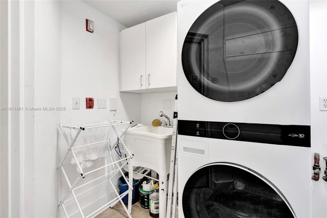 19111 Collins Ave, Unit 1602, Sunny Isles Beach, FL 33160 Photo