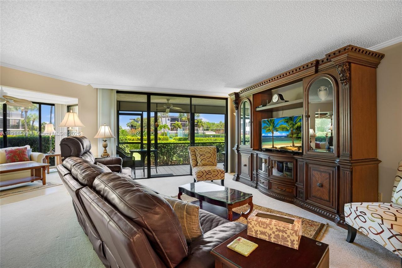 1815 Mooringline Dr, Unit 1, Vero Beach, FL 32963 Photo