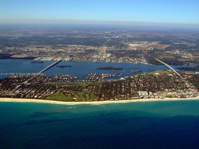 1815 Mooringline Dr, Unit 1, Vero Beach, FL 32963 Photo