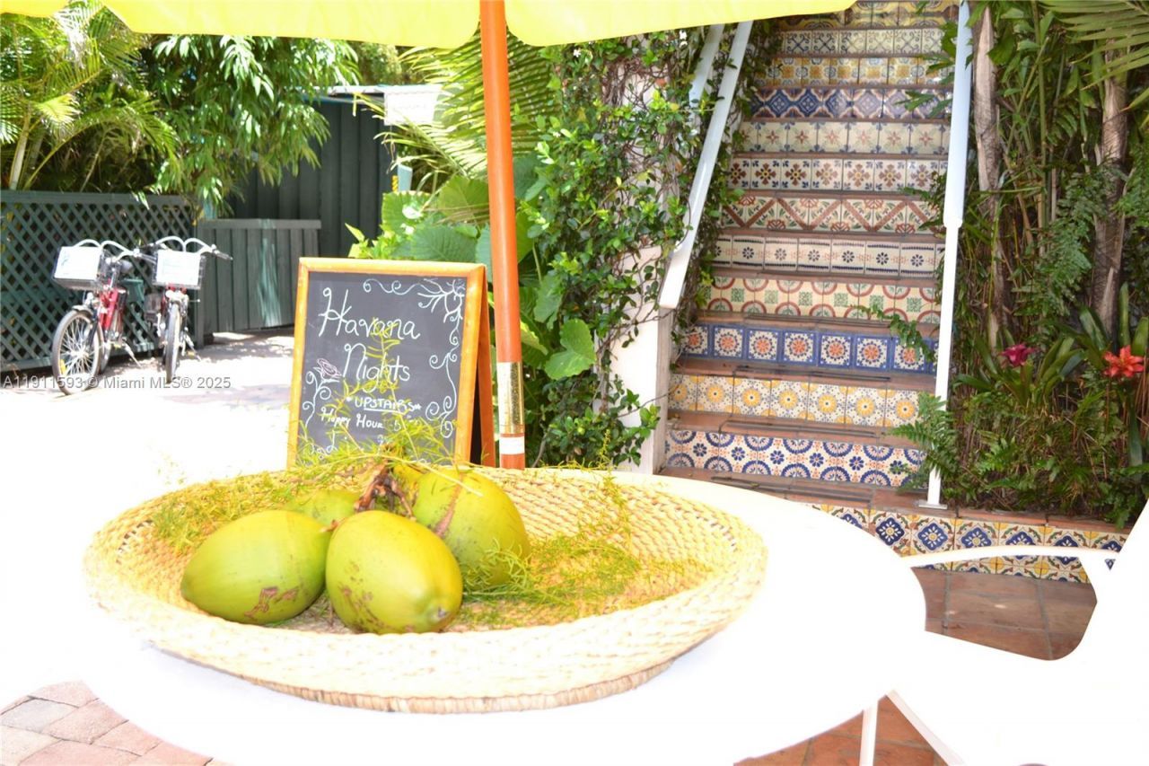 1815 Mooringline Dr, Unit 1, Vero Beach, FL 32963 Photo