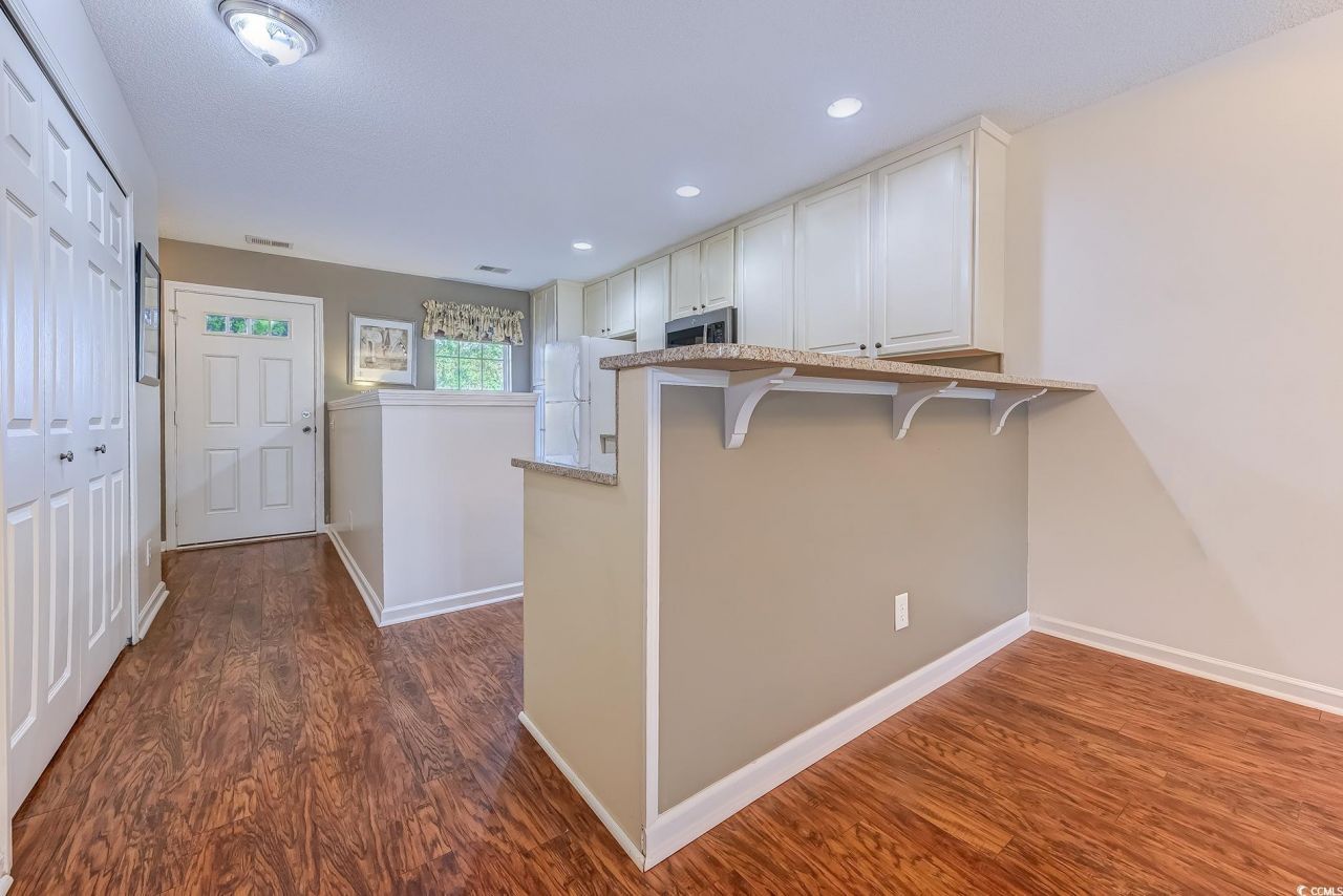 931 Williston Loop Photo 8