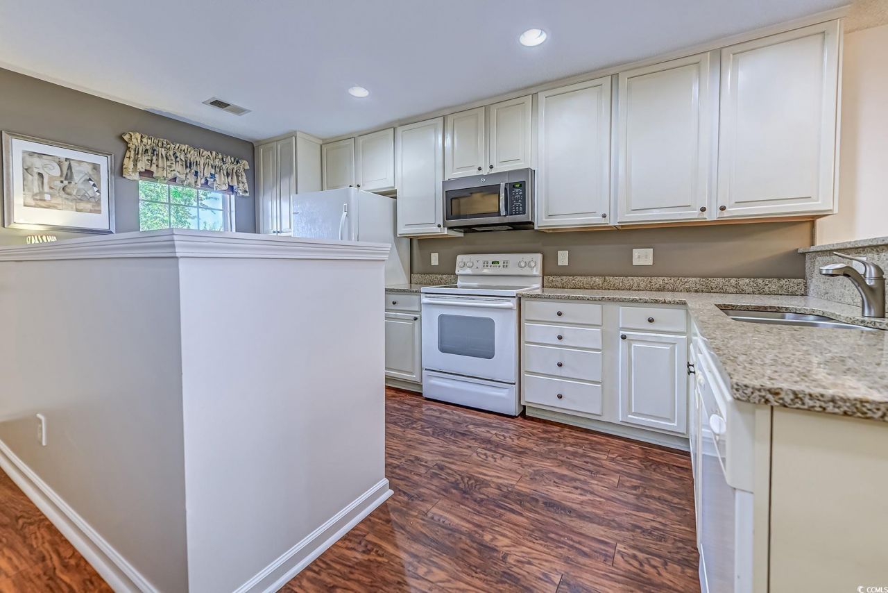 931 Williston Loop Photo 9