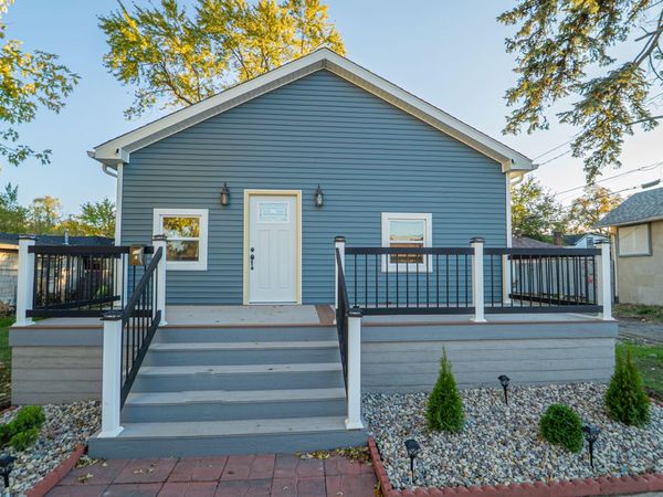 519 W 39th Avenue, Gary, IN 46408