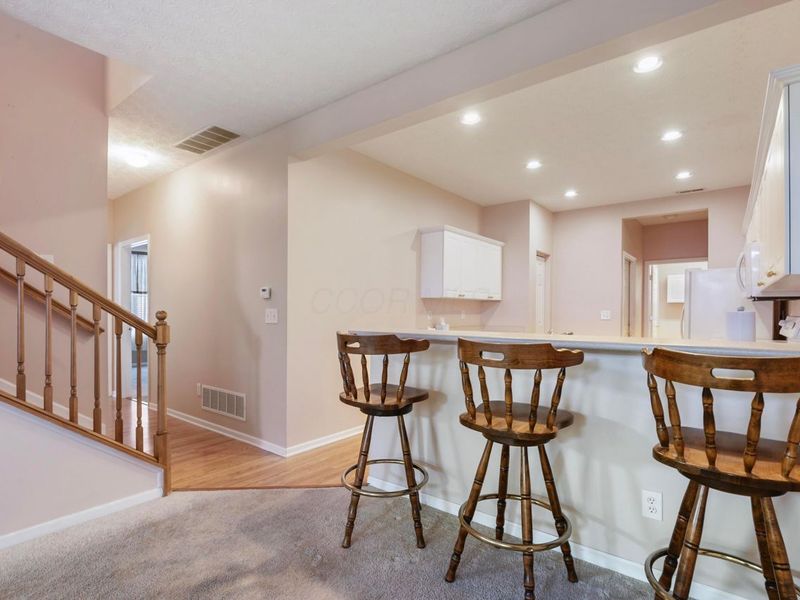 142 Villamere Drive, Unit 6, Columbus, OH 43213 Photo 13