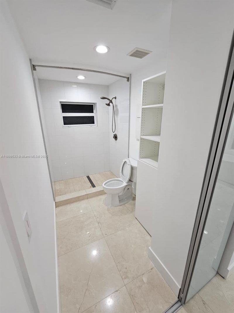 5754 NW 98th Ave, Doral, FL 33178 Photo