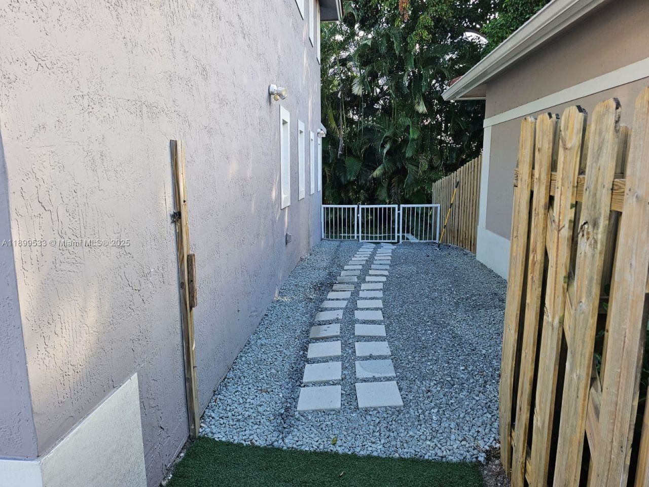 5754 NW 98th Ave, Doral, FL 33178 Photo