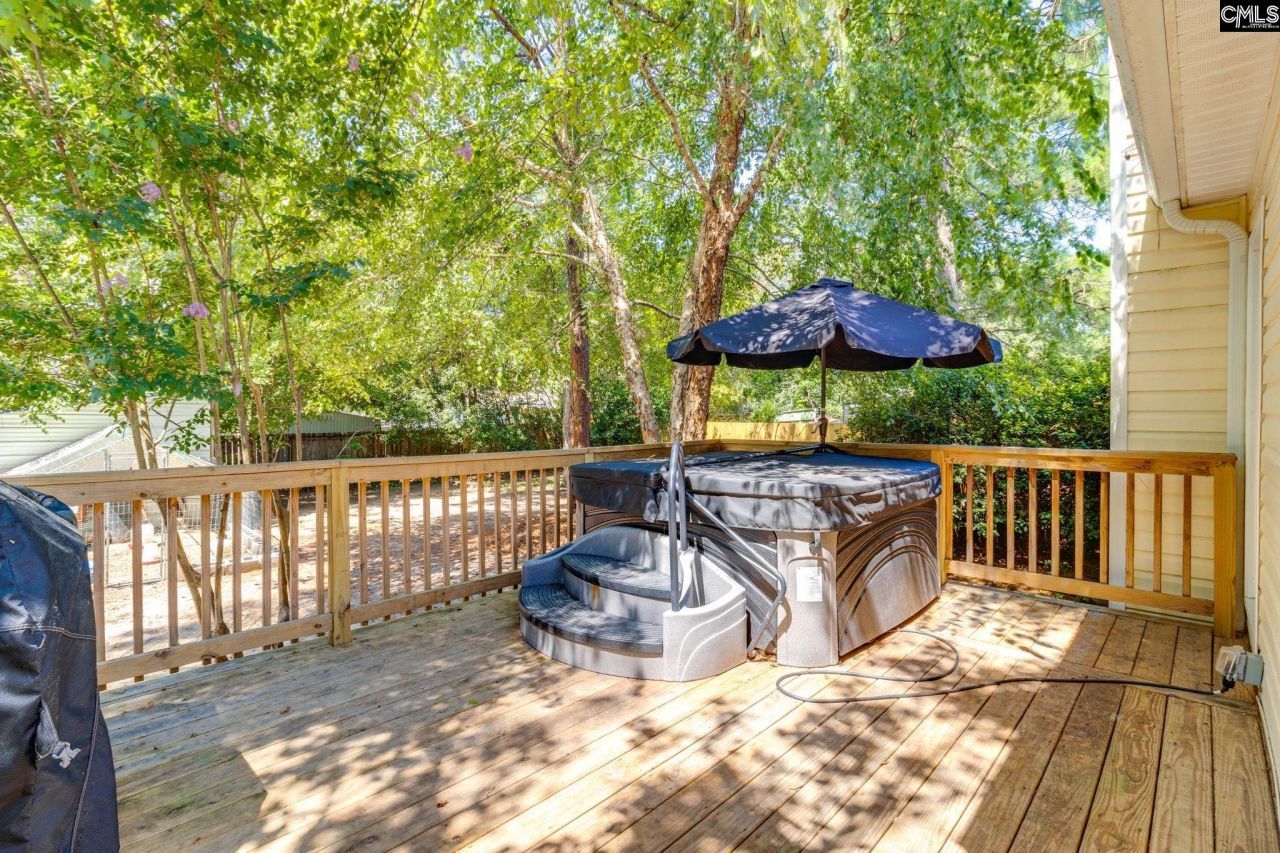 117 Carlton Court Photo 18