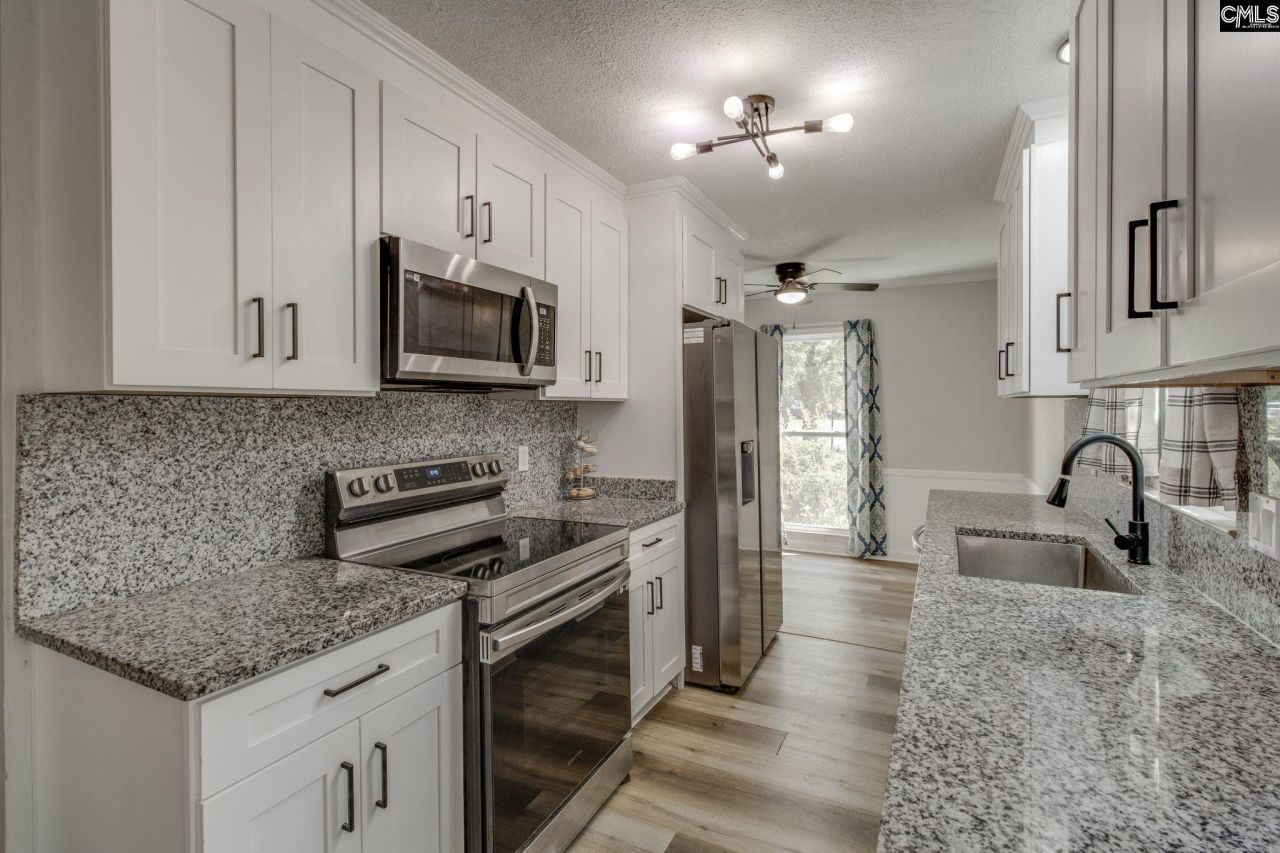 117 Carlton Court Photo 7