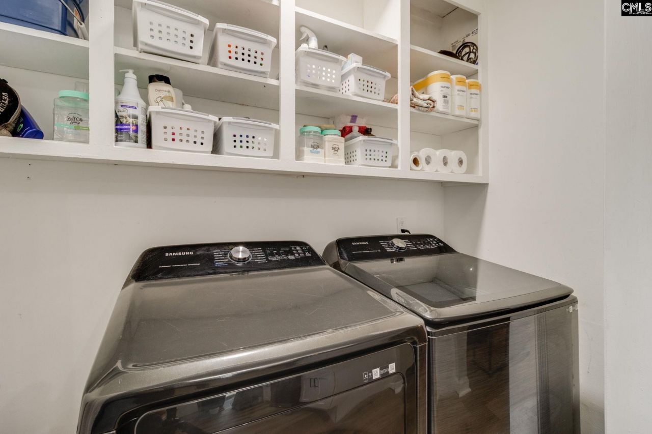 117 Carlton Court Photo 8