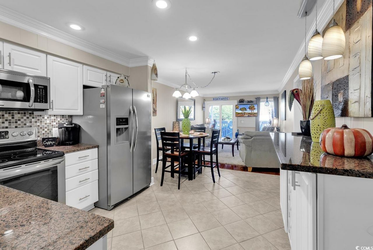 9660 Shore Dr. Photo 2