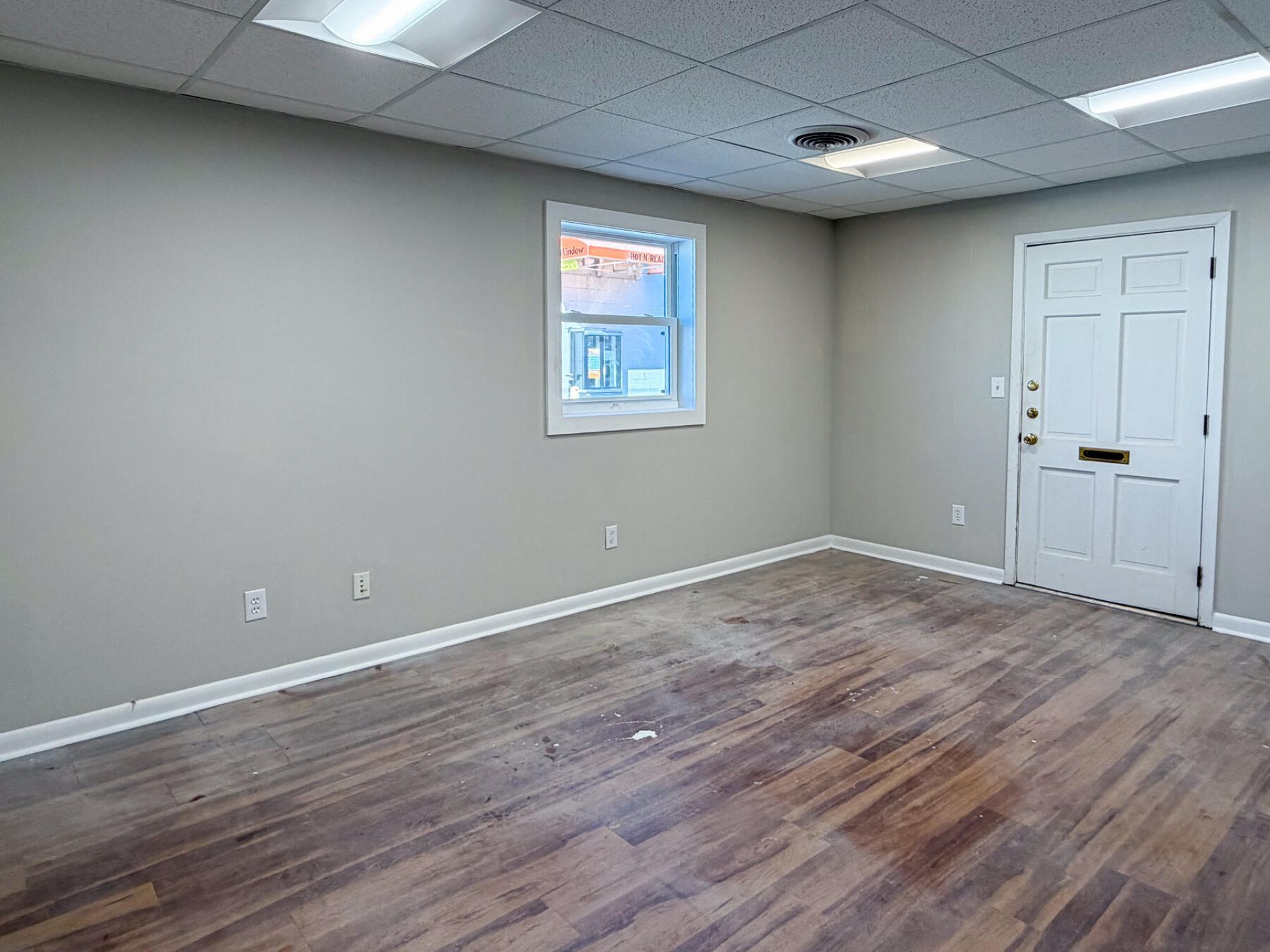 1365 Ashley River Road Photo 5