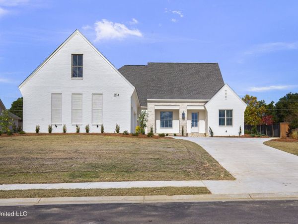 214 Parke Drive, Ridgeland, MS 39157