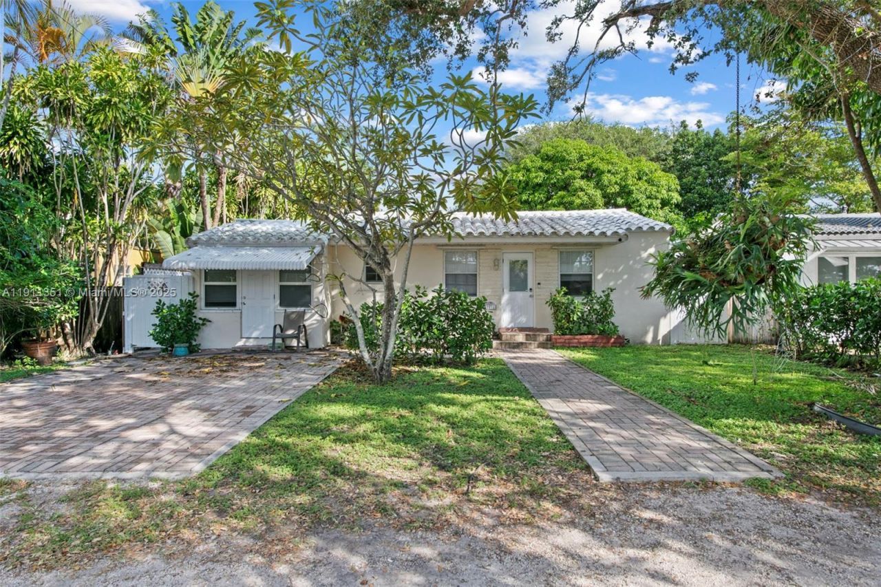 2226-2243 Cleveland Street, Hollywood, FL 33020 Photo