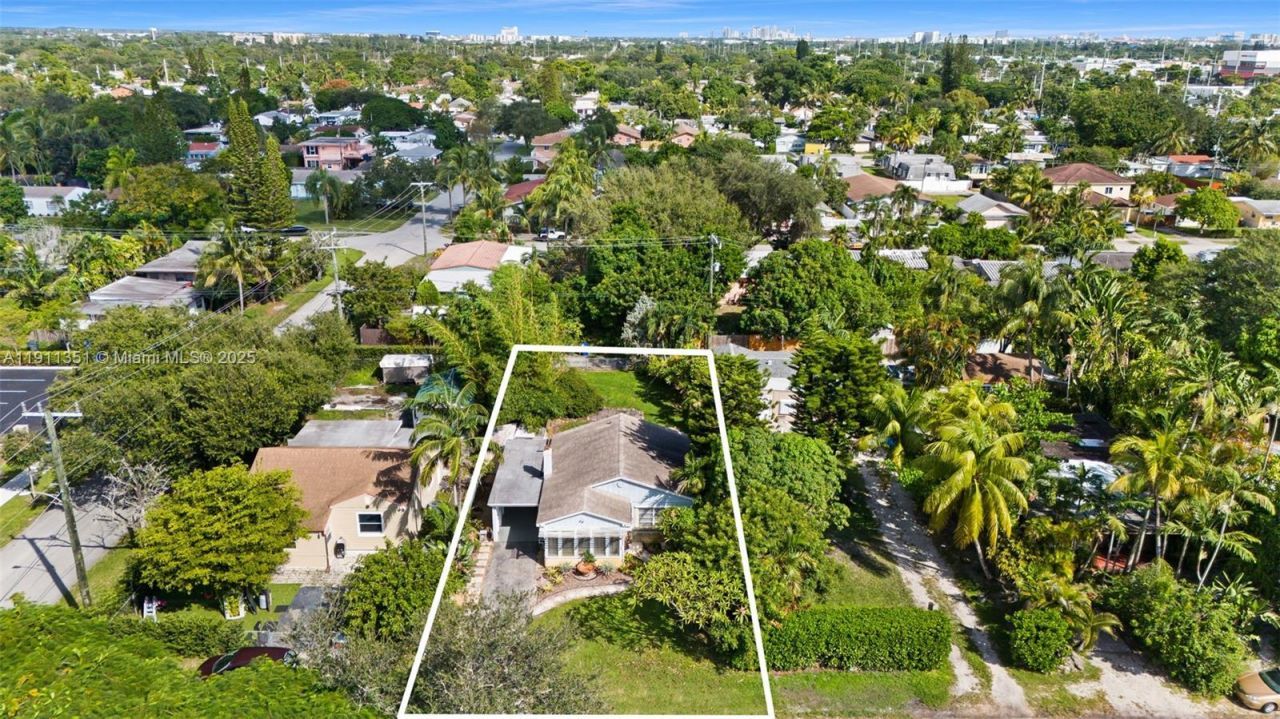 2226-2243 Cleveland Street, Hollywood, FL 33020 Photo