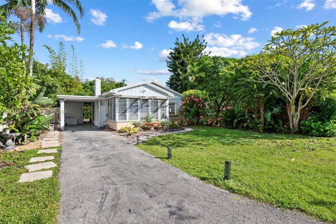 2226-2243 Cleveland Street, Hollywood, FL 33020 Photo
