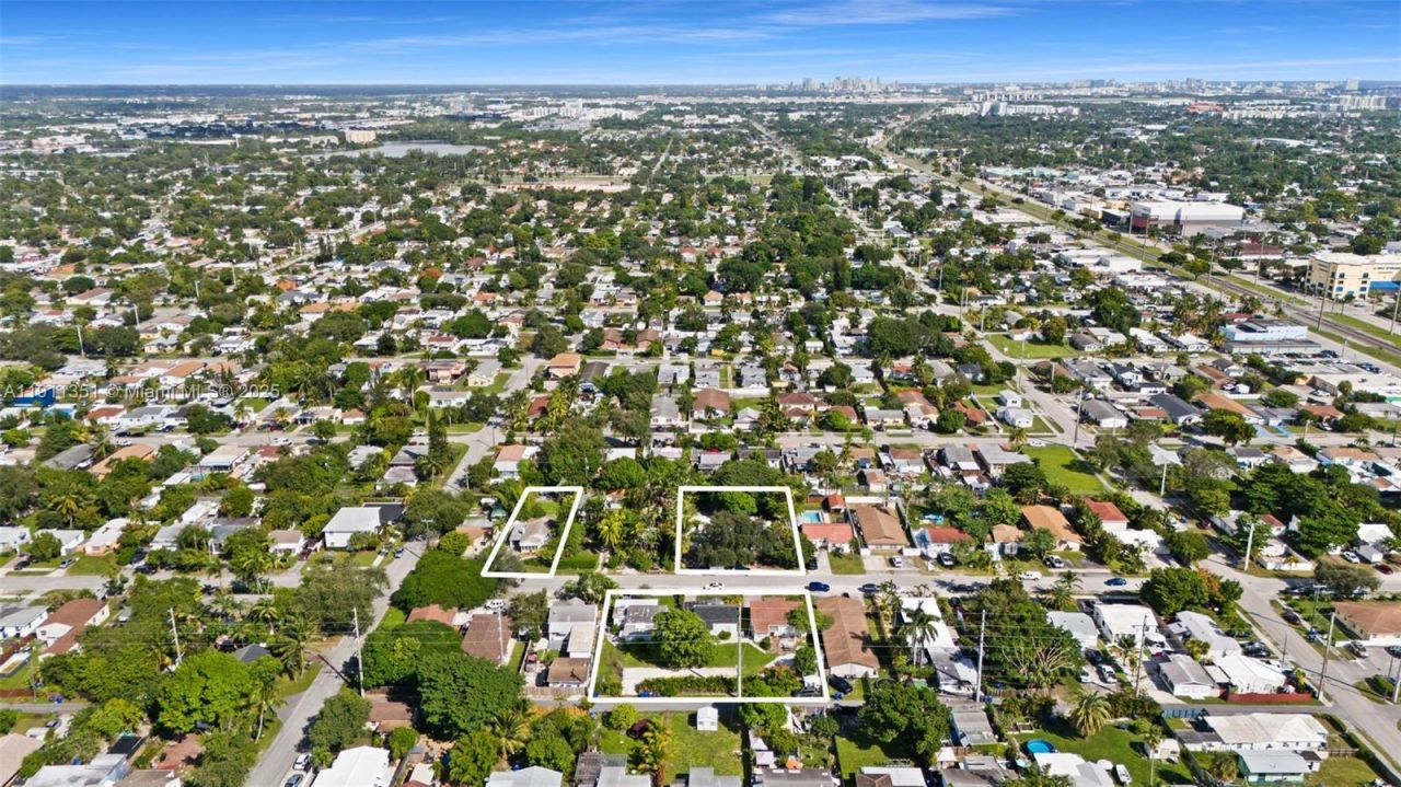2226-2243 Cleveland Street, Hollywood, FL 33020 Photo